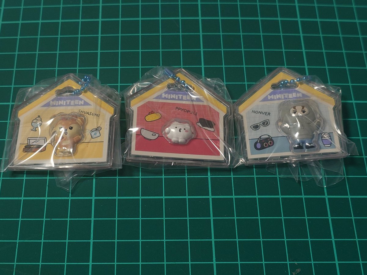 rin_61713's tweet photo. SEVENTEEN セブチ MINITEEN ミニティーン パッケージチャーム グミ 交換

【譲】ジョシュア、ウジ、バーノン

【求】スンチョル、ジョンハン、ホシ

FF様、若しくはFF様のお友達で交換可能な方がいらっしゃいましたら、お声掛け下さい☺️ https://t.co/GWrqzOEeYg