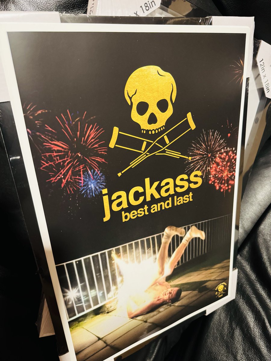 DERDYCOX's tweet photo. This Month is Already/Goin 2 be
“HOT HOT HOT” #AMC
So much to be excited about 🤷🏾♂️
We’re so use to 12x18 mini posters!
Ima Need 13x19 Frame 🤬
#DiscountWednesdays #A-List
#Jackass Best and Last #Laser
#53/100 Films #AMCStubs https://t.co/IhCTR3tENK