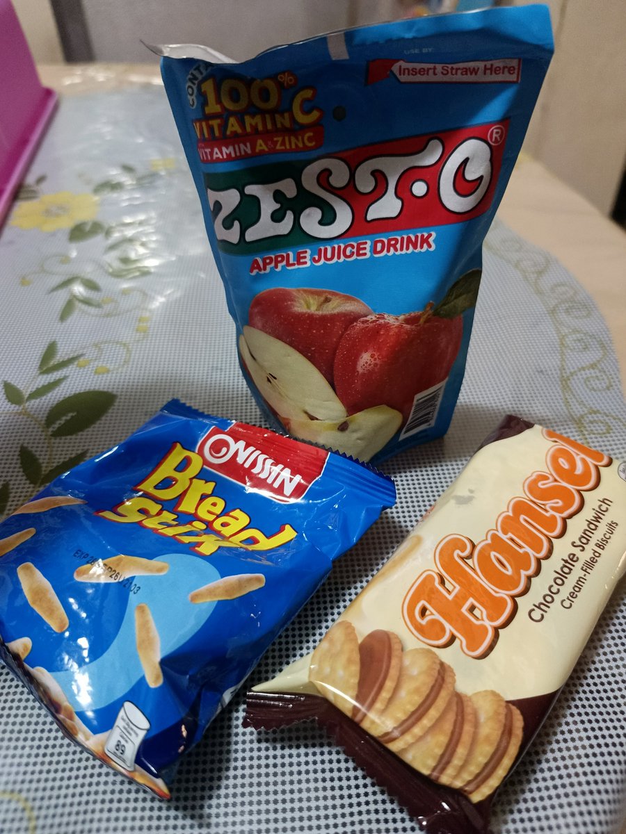 Jeff23Lloyd's tweet photo. Recess naa Hahaha https://t.co/TMrLpeaVMb