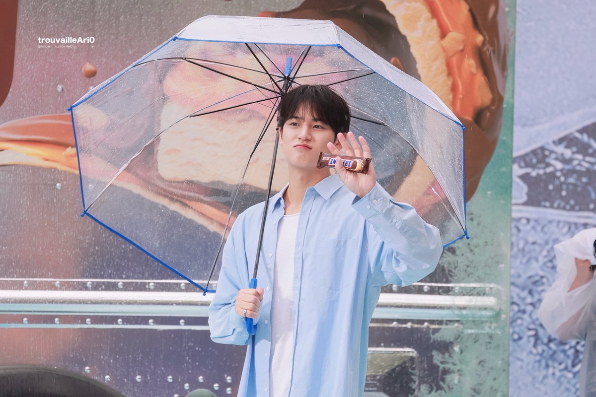 Ari0_46's tweet photo. 260709 스니커즈

귀여워ㅓㅓㅓ🥹🥹🥹

#민규 #MINGYU #SEVENTEEN #세븐틴 
@pledis_17 https://t.co/tl72AzP1Tp