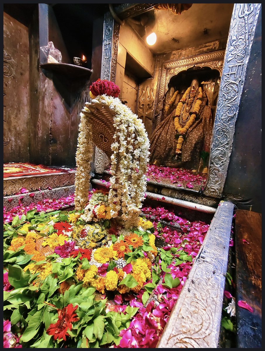 12Jyotirling's tweet photo. श्री ॐकारेश्वर ज्योतिर्लिंग मंगला आरती श्रृंगार | 09.07.2026

Shri Omkareshwar Jyotirlinga Mangala Aarti Shringar | 09.07.2026 https://t.co/SobrfXzxC4