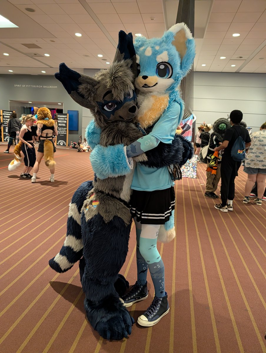 MistLite's tweet photo. #AC26 was such a good con, saw so many amazing friends and made so many more, thank you everyone for the wonderful weekend, I wish we all could have stayed even just a day longer, can't wait to see u all either in vr or at another con https://t.co/FsMwNsyvv4
