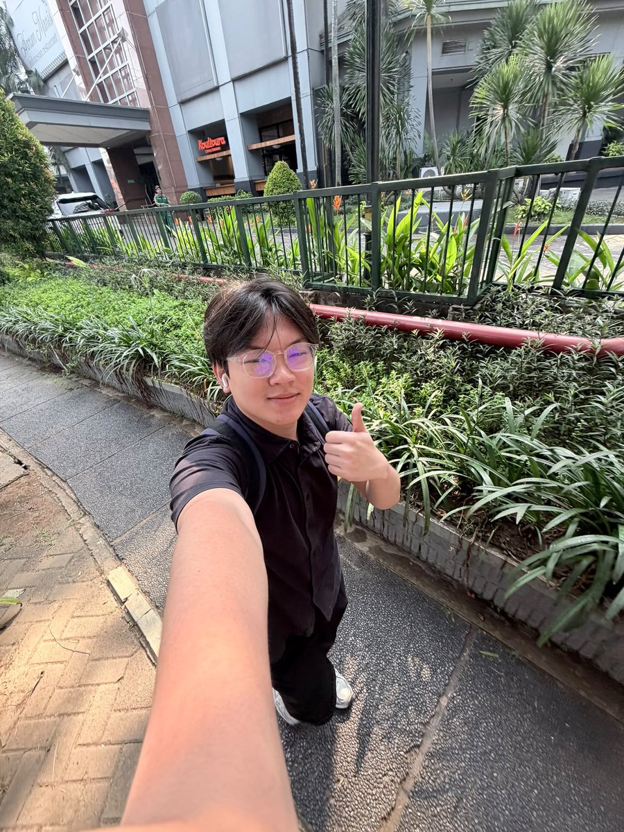 haloakudhira's tweet photo. Tumben banget???????? Ya selamat pagi, semoga hari ini seru yaa 

#teamrexx #therexx (pake dua-duanya karena belum tau hashtag mana yang fix) https://t.co/uAxclzJiyj