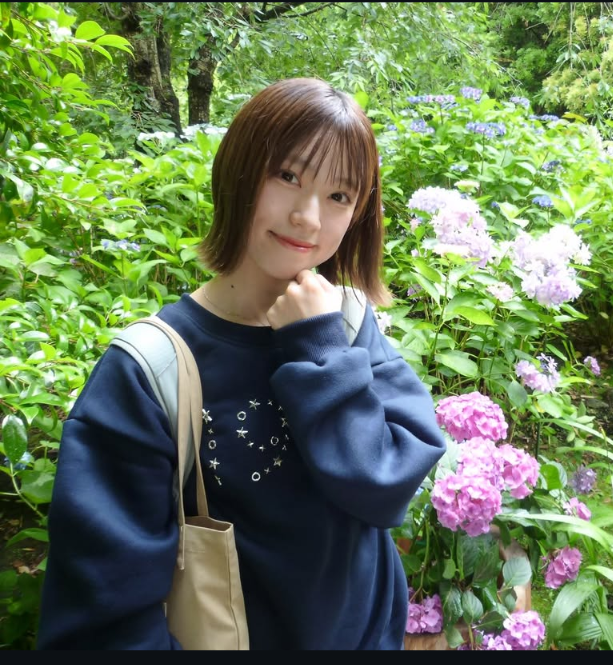katsuyaIsh88379's tweet photo. 可愛いすぎてマジキュン死しちゃうやないかー🥰🥰🥰
天使だー😇😇😇
#リトグリ
#アサヒ https://t.co/9PVNGqTbJp