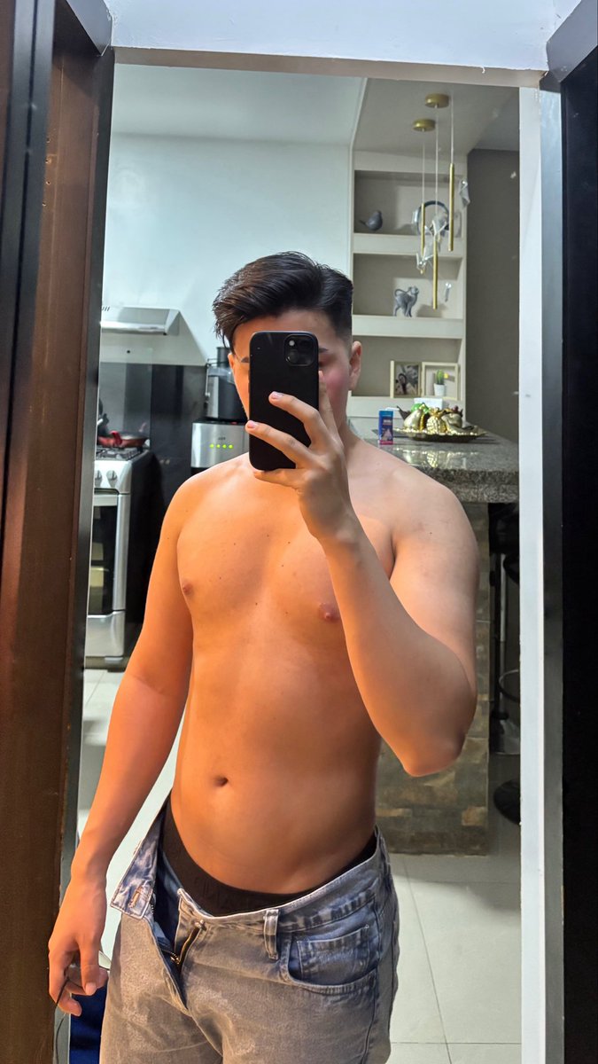 andyparrax's tweet photo. Aprovechando el pump https://t.co/EL8wk8ErsE