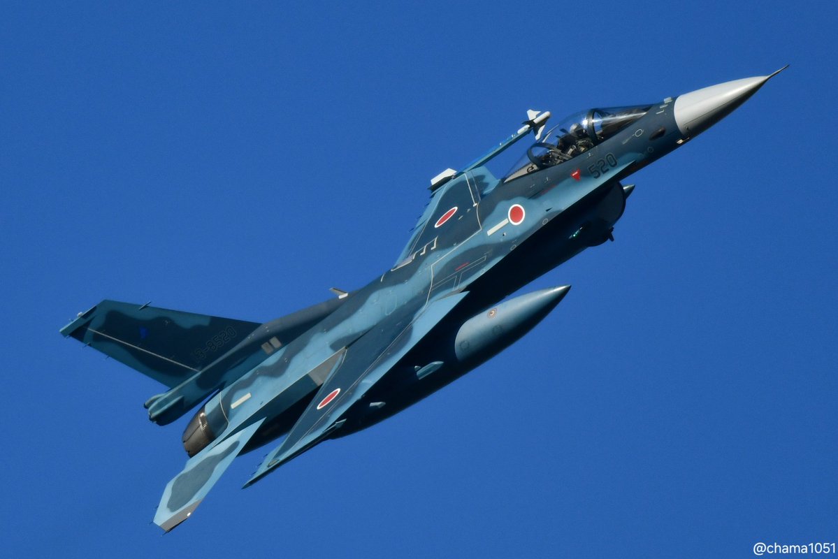 chama1051's tweet photo. #F2からしか得られない栄養素
#百里基地
#hyakuriairbase 
#第３飛行隊
#3SQ 
いつかの百里基地。3SQ🚩 https://t.co/7xBm7Ofv2f