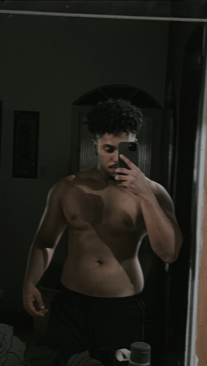 Gatheeus's tweet photo. Pós treino, na madru 💪🏽 https://t.co/NndBUpJeFP