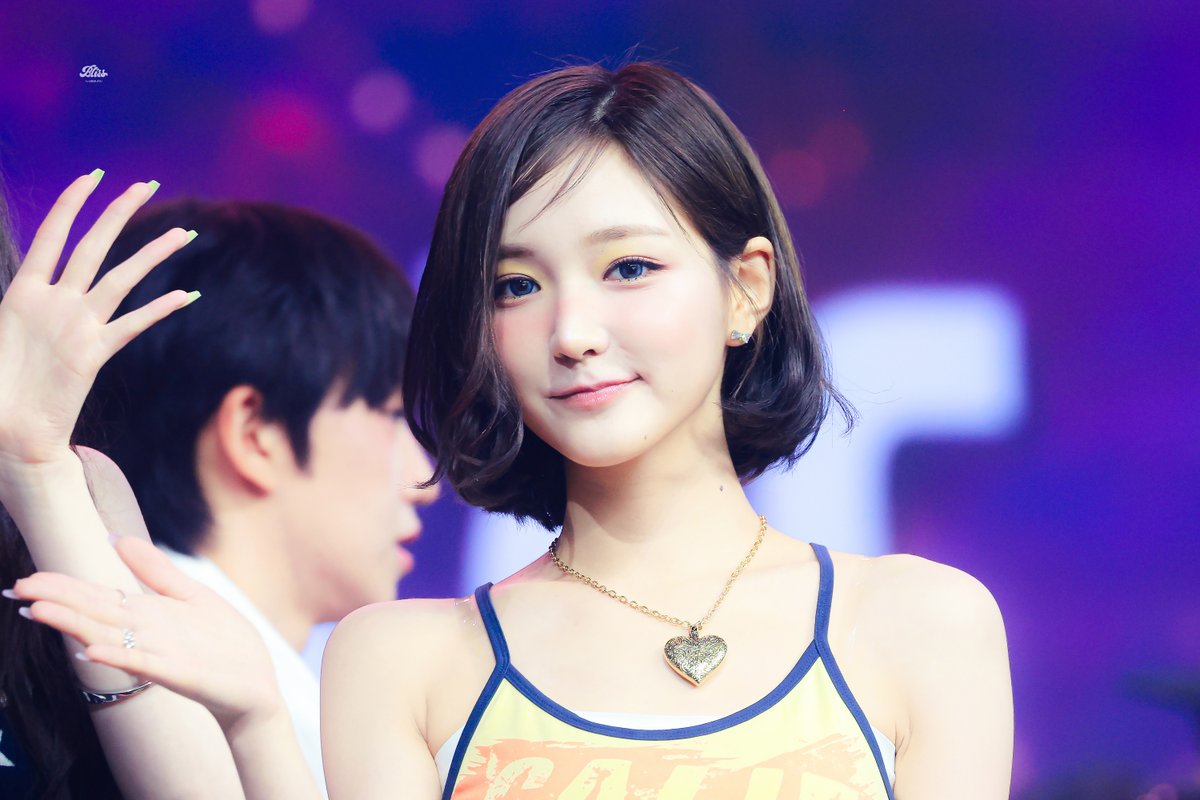 blisssjy's tweet photo. 260620 서울가요대상 HD
🥰🫶🏻
#지유 #JIYU #KiiiKiii #키키 https://t.co/uwm9fwwR0e