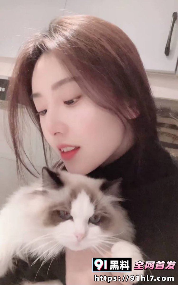 shian6520's tweet photo. 原熊猫TV万人捧场顶流女主播 祖祖小姨妈 私下变上海富商专属小三 性爱视频流出 原配直接公开全网吃瓜
https://t.co/OusKTTqFSv https://t.co/1aTAW9RI9Q