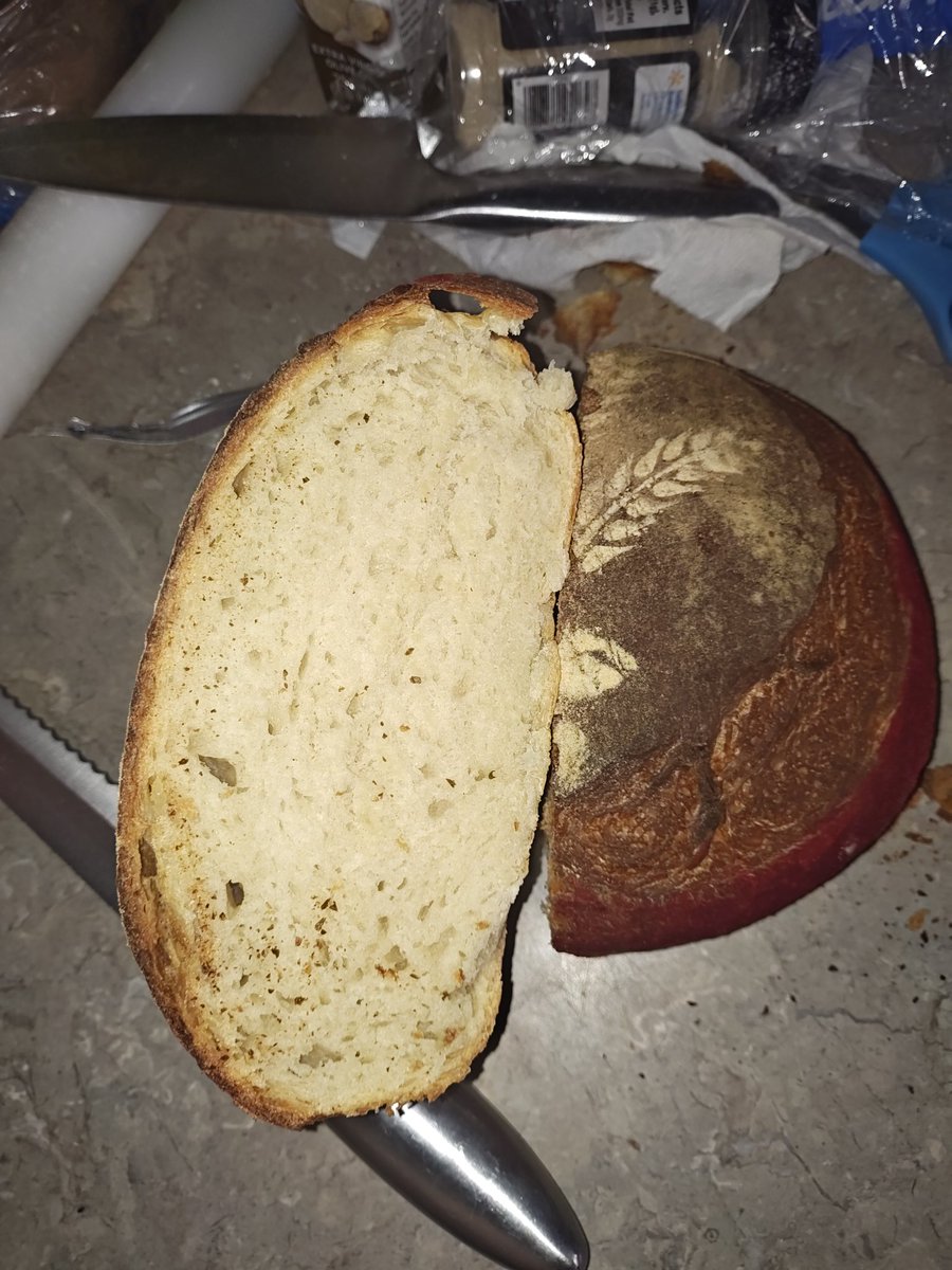 EcstaticCryptid's tweet photo. It burnt. This is a bad omen by the MCR gods https://t.co/ScfLubeq8g