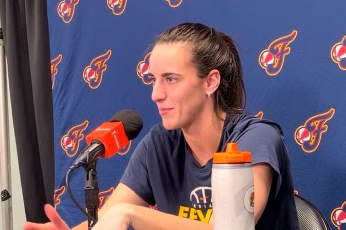 MirrorUSSports's tweet photo. "I don't really ever enjoy talking about myself too much, but I am really proud of myself for my resiliency..."

Caitlin Clark shared how she felt after winning Eastern Conference Player of the Month for June and had a message for those on social media

https://t.co/oY7ZrgvBm5 https://t.co/rKBP4MMTsP