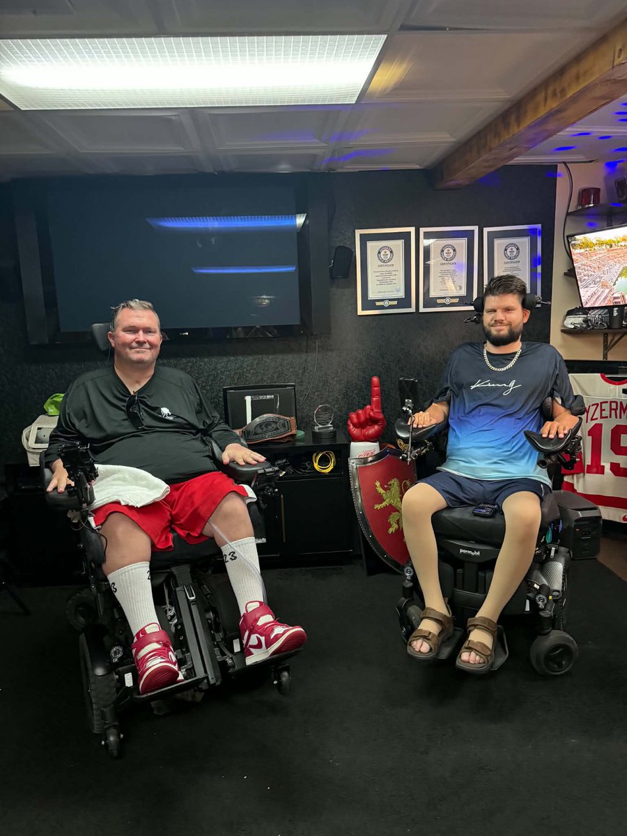 RockyNoHands tweet picture