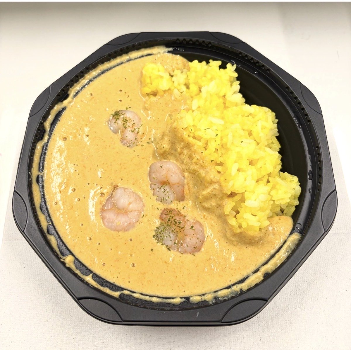 rubis0704's tweet photo. #木曜日はカレーの日 。今日はエビのカシューナッツカレー。甘口。海老がプリプリ🦐
・
#ミラーン #南インドカレー #instafood #ronron_food_drink_eating_coocking #MILLAN #無添加 #無化調 #グルテンフリー #curry https://t.co/qr7efTdcbo