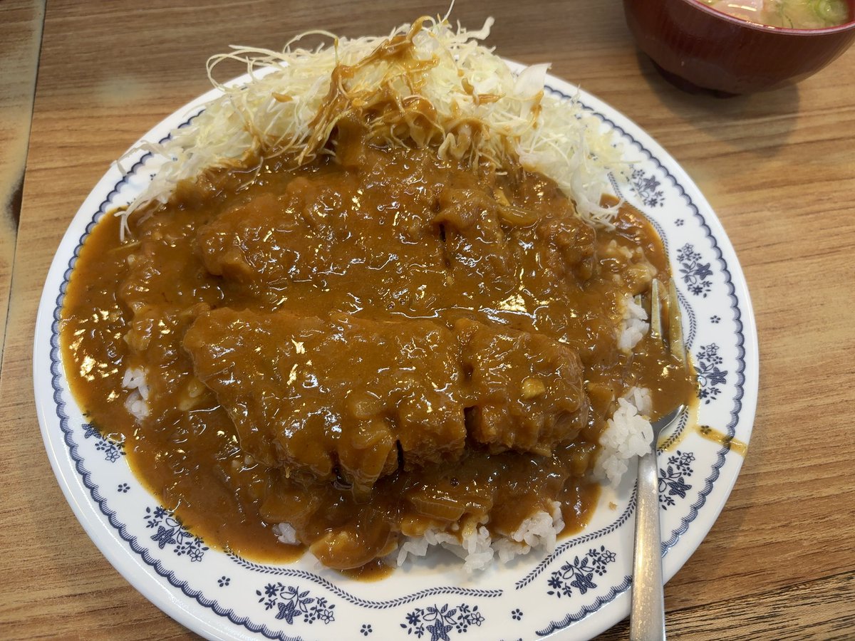 azuwasa's tweet photo. 理想のカツカレーに出会った。完璧。最高。素晴らしい。これは食べるべき https://t.co/ynEgoZkPrs