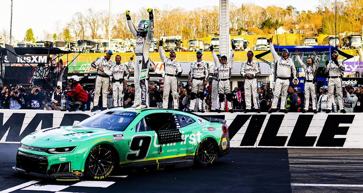 RacingTerritory's tweet photo. The most NASCAR Cup Series wins by manufacturer in the Next Gen era:

Chevrolet: 73
Toyota: 51
Ford: 37 https://t.co/qUgEyFSVho