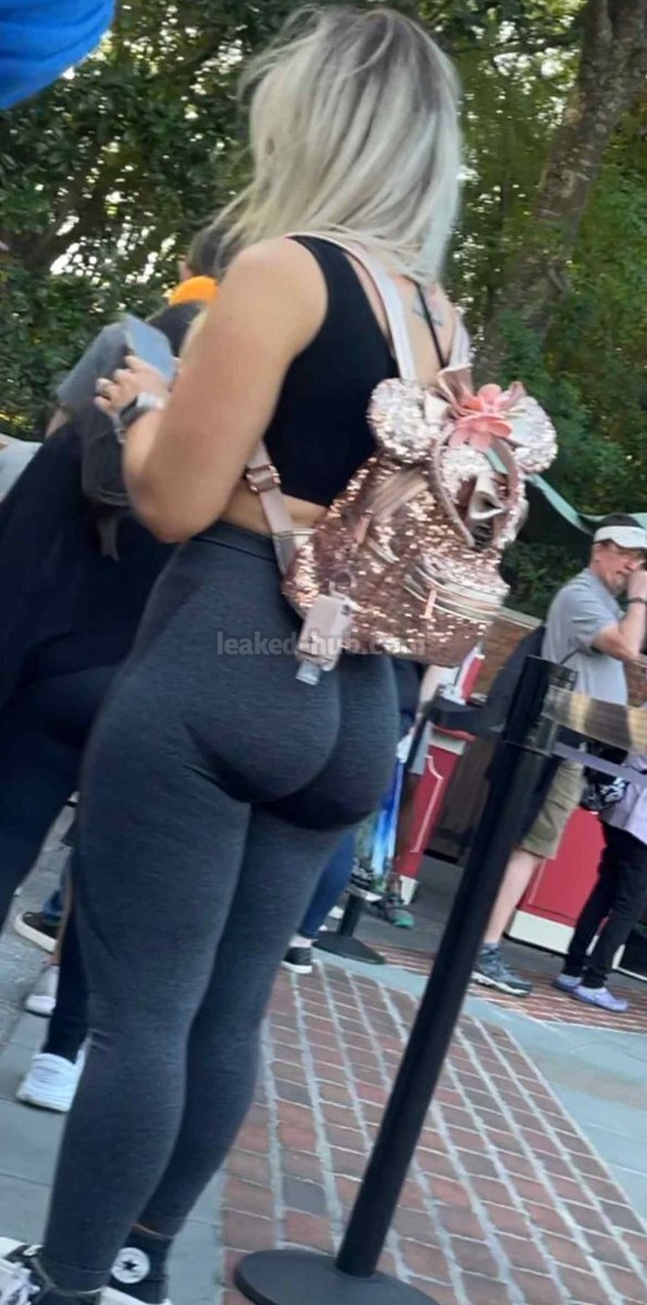 Didem451219's tweet photo. My bro's wife is really blessed #candid #hs #creepshot https://t.co/94LYjGT8dY