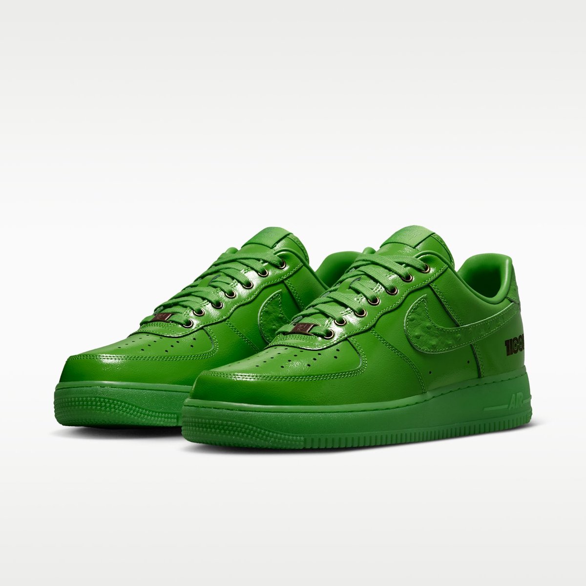 EldenMonitors's tweet photo. First look at a special upcoming Nike Air Force 1 🤔 https://t.co/lyGXtrawIr