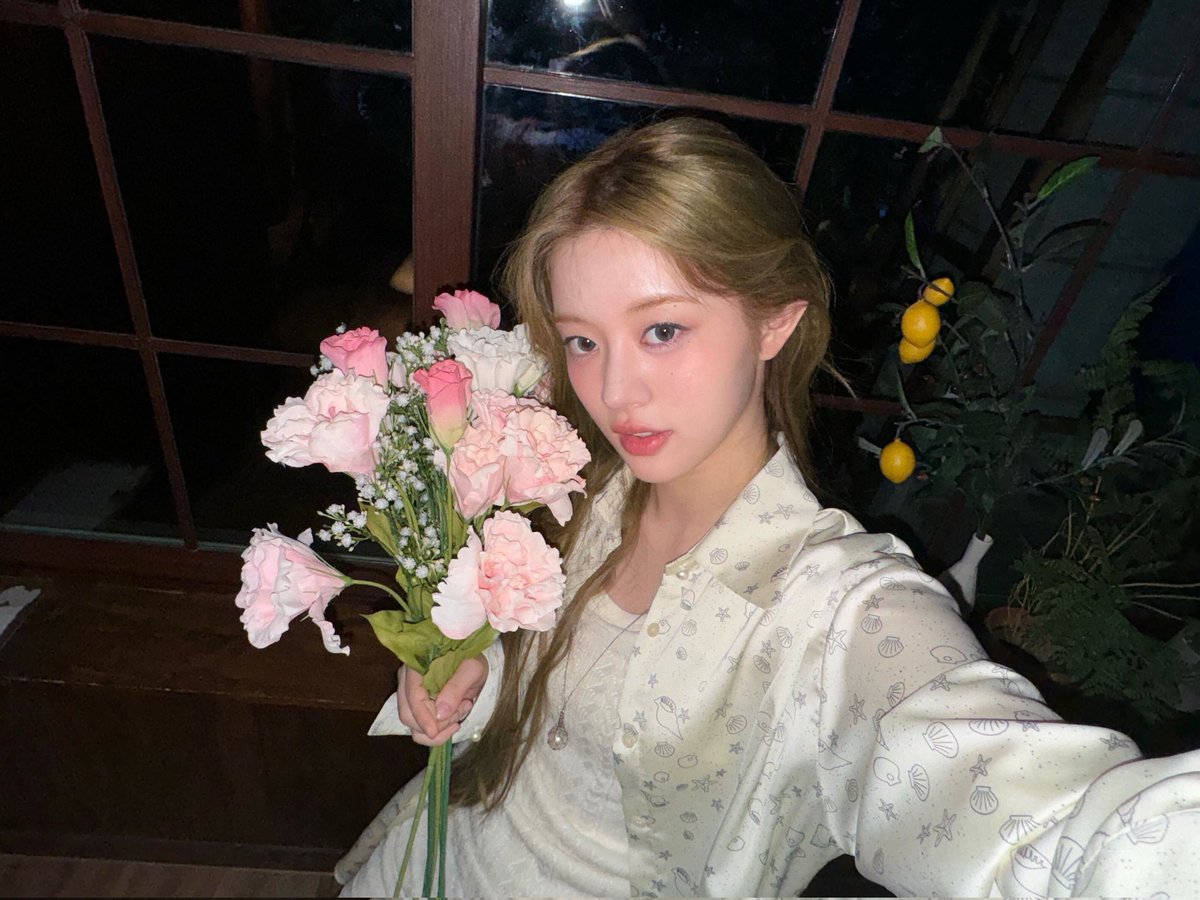 koji0720k's tweet photo. 네 사실 저 여러분께 고백할게 있어요
전 옛날부터 박민주양과 비밀리에 연애를 진행하고 있었으며 . . .
#블루레이디 #블루레이디_트친소 https://t.co/x9mPr0fIVq