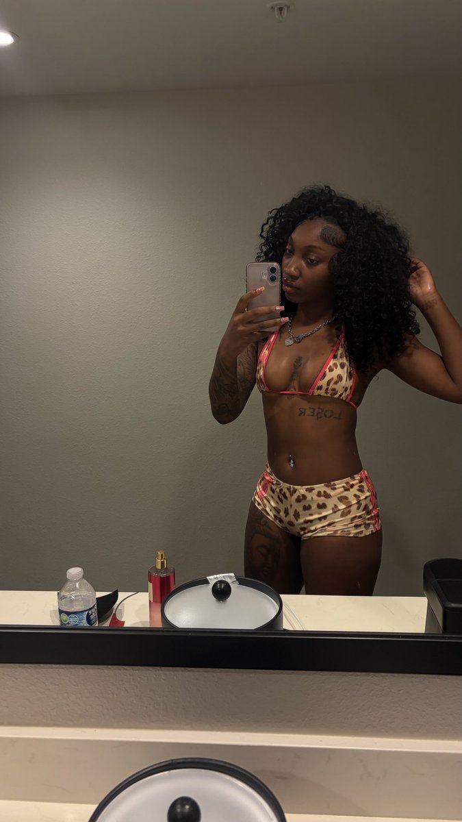 therealmoni2x's tweet photo. 🐆💕 https://t.co/1QB1BGctsi