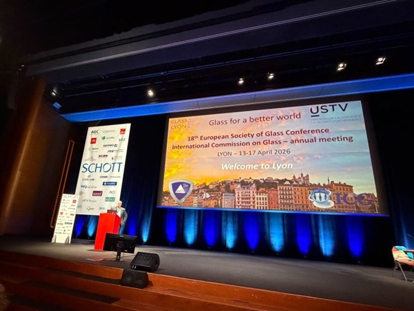 glassonweb's tweet photo. 🔬Glass for a Better Word - International Commission on Glass Annual Meeting and European Society of Glass Conference: Glass Lyon 2026 https://t.co/77hOV6kbRc
#GlassLyon2026 #GlassScience #GlassResearch #GlassInnovation #GlassTechnology #Sustainability #GlassIndustry #ICG #ESG https://t.co/fL5VHhV6Yq