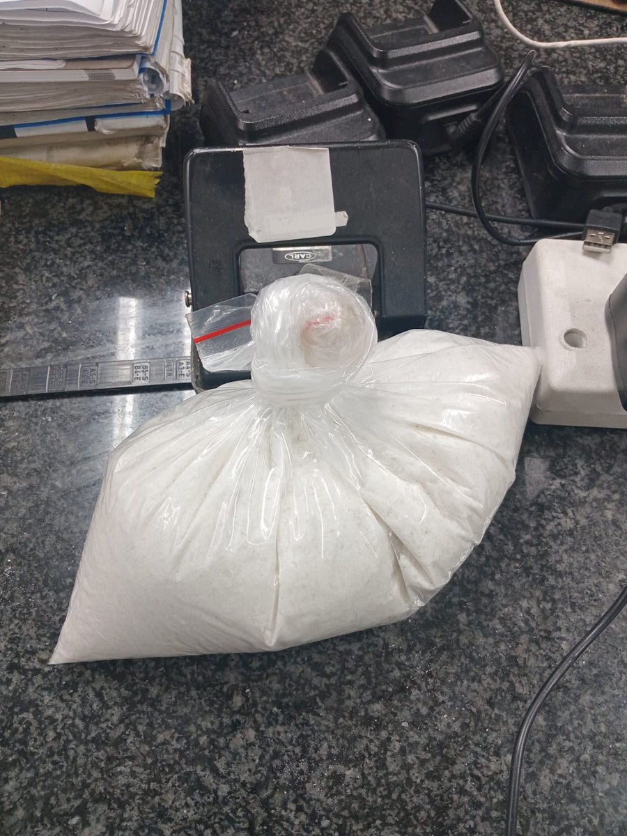 Abramjee's tweet photo. Two foreign nationals arrested with crystal meth worth R250,000 in Edenvale:

A joint operation by the Ekurhuleni Metropolitan Police Department (EMPD) Intervention Unit and the SAPS Directorate for Priority Crime Investigation (DPCI) led to the arrest of two foreign nationals in Edenvale after intelligence linked two properties in Acasia Estate to drug dealing.

Police seized more than 1.2kg of crystal meth with an estimated street value of R250,000. 

A 48-year-old suspect was found with 162.21g of crushed crystal meth worth about R150,000, while a 27-year-old suspect was arrested at a second property with 1,071.33g of uncrushed crystal meth valued at approximately R100,000.

Both suspects have been charged with possession of illicit substances and will
appear in the Edenvale Magistrate’s Court.
