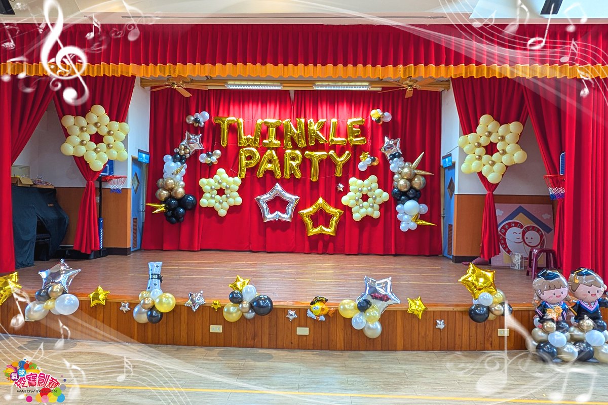 klinolin's tweet photo. Twinkle party~畢業快樂~黑白金色系的視覺搭配~
#grad
#畢業氣球
#氣球挖寶創意 039612625
#氣球挖寶創意 LINE ID:chicken588 https://t.co/szUrBySC0p