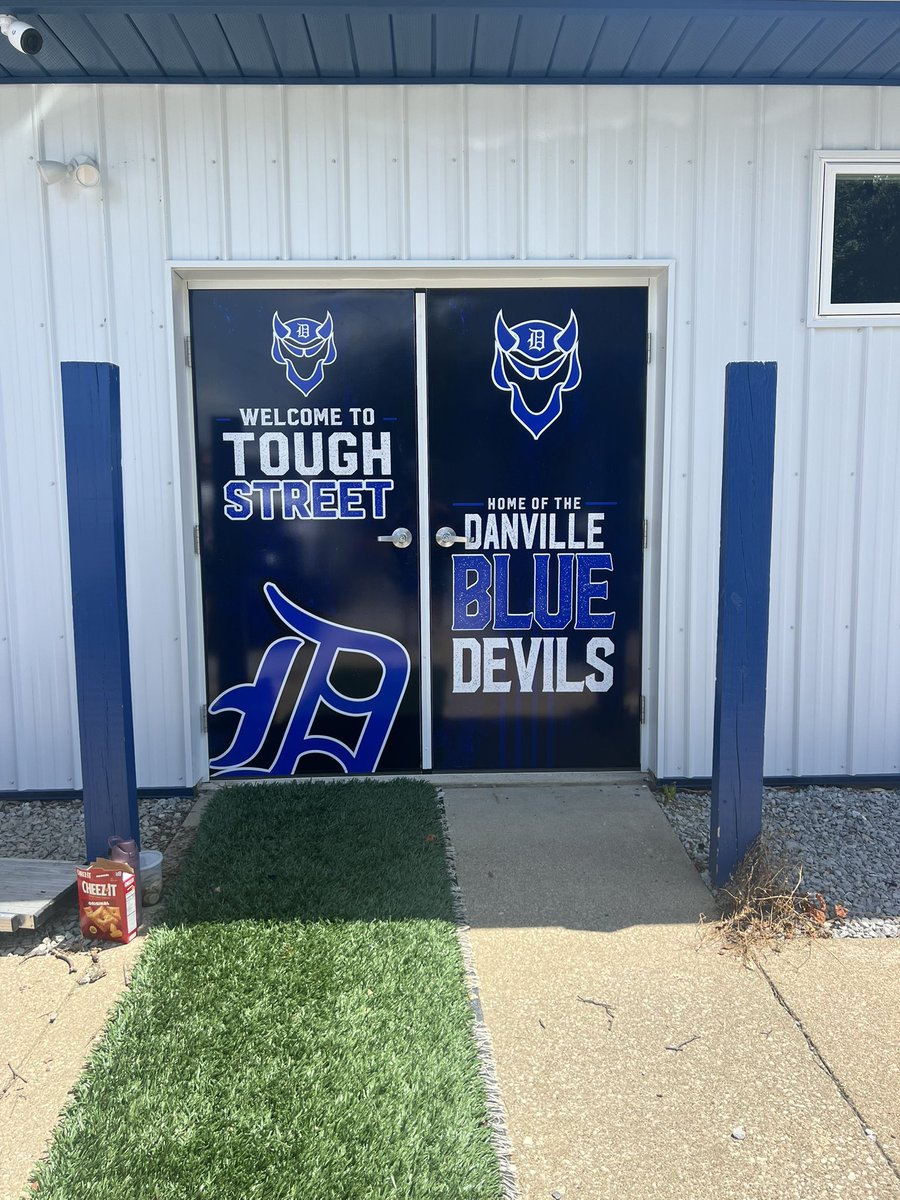 BlueDevilFBall4's tweet photo. New additions to the fieldhouse!! ✅ https://t.co/cowtLfK3Ga