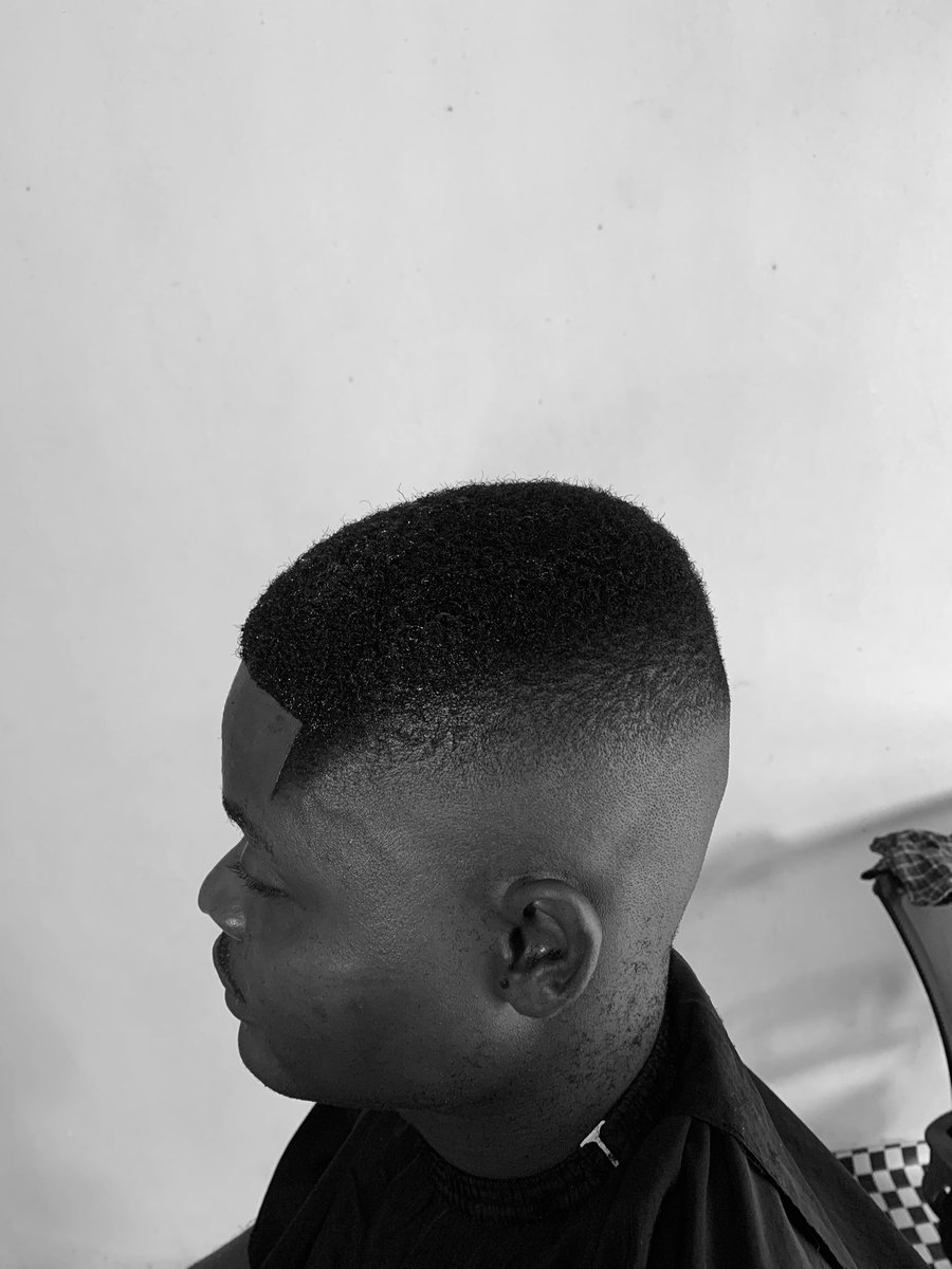 Barberchair__'s tweet photo. This fade https://t.co/RqVL6kgMtY