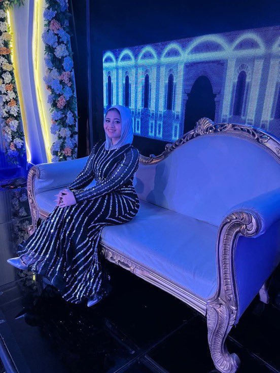 salomaaaa01's tweet photo. @AHamza63226 من رسايل الخاص
باعتلي صوره اخته وعايز رأيكم فيها 😍
اكتبولو عشان هيشوف هو مستني رأيكم😂
*هو ال قالي انشر https://t.co/48b9CEwPl1