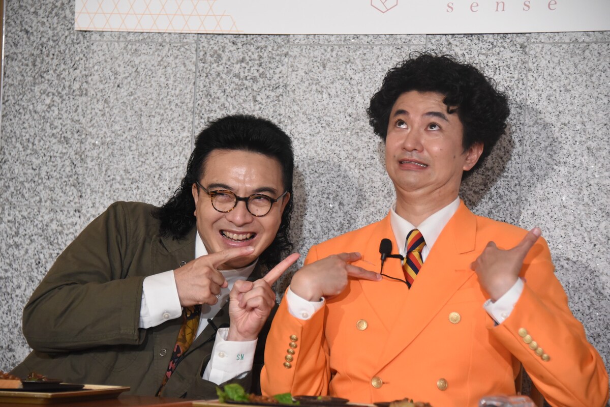 owarai_natalie's tweet photo. 【写真34枚】カナメストーンが茨城PR仕事に歓喜、納豆のような粘り強さを表彰される🏆

山口「前人未踏。誰も獲ることができない」

零士の食レポ「オクターブ食い」も誕生🎊
https://t.co/ziaJVg3rLD https://t.co/2EzOJ3Tozk