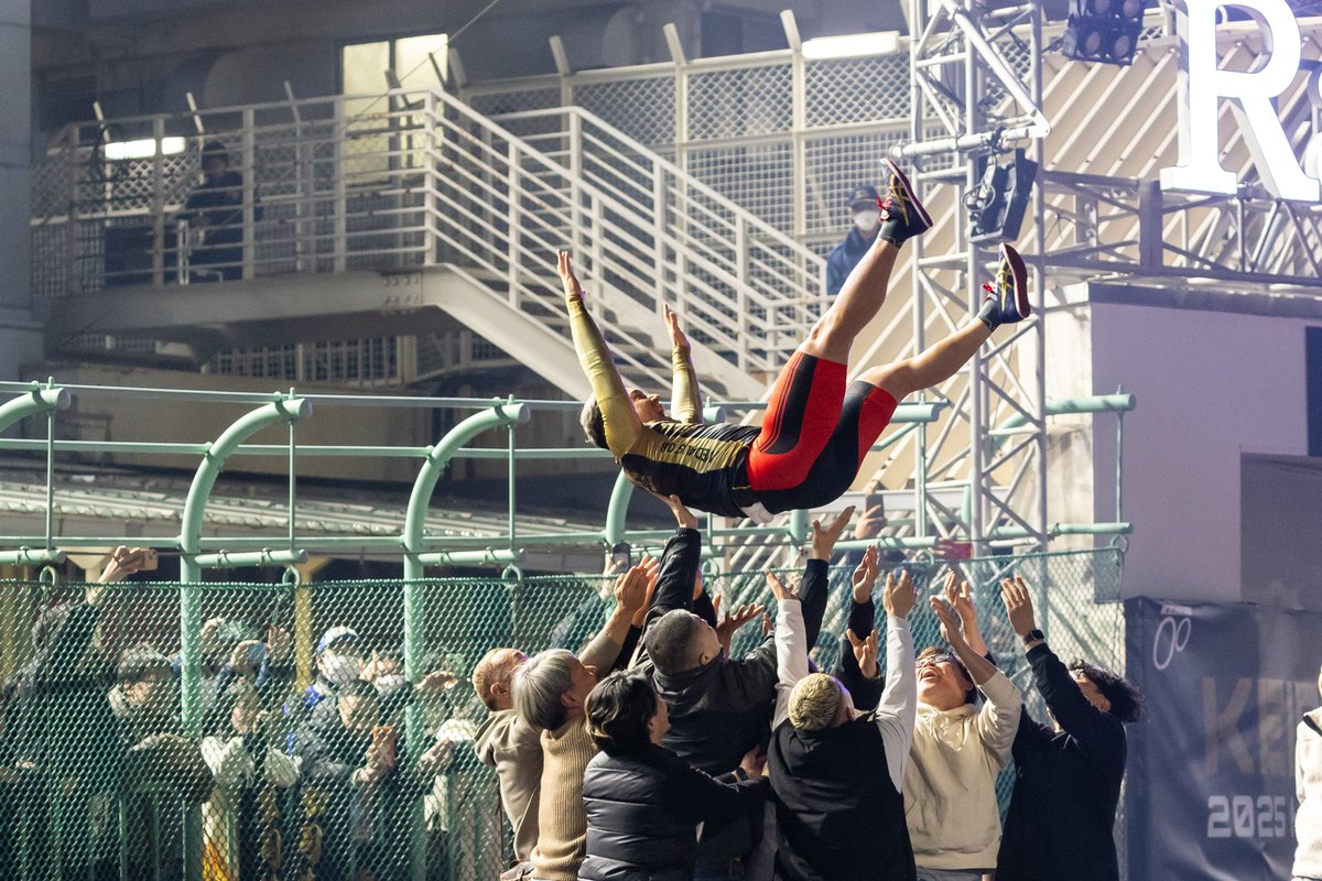 netkeirin's tweet photo. 【#オールスター競輪⭐️】
 ドリームレース出場選手の秘蔵写真を公開🥳
🌟ファン投票4位　郡司浩平選手🌟

📸撮影:北山宏一 https://t.co/IMdPzBZ5zK