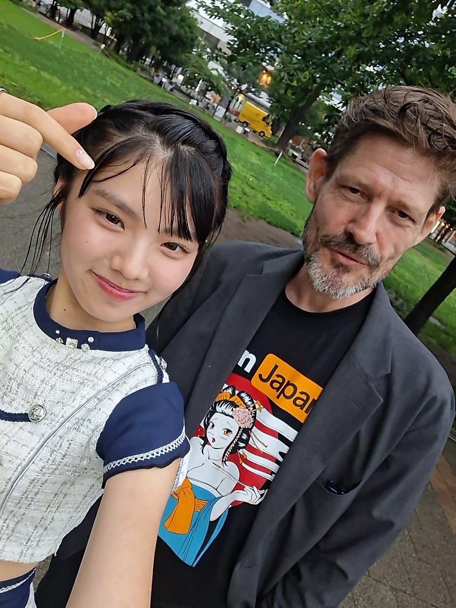 jremamu's tweet photo. 2026年6日27日♡東京
.
.
🥰 ひまたんと僕は会うたびに本当に楽しいんだよ！💓💓 ひまたんは本当にすごいんだよ！🐰✨️✨️
.
.
🎀 Model: ひまたん (と僕！🫰😎🖤)
📸 Photographer: ひまたん! (😮💞💕)
.
@himari_marugami  #丸上ひまり 
@CHEERUP_Pro  #CHEERFUL https://t.co/5RPfQKMm7r