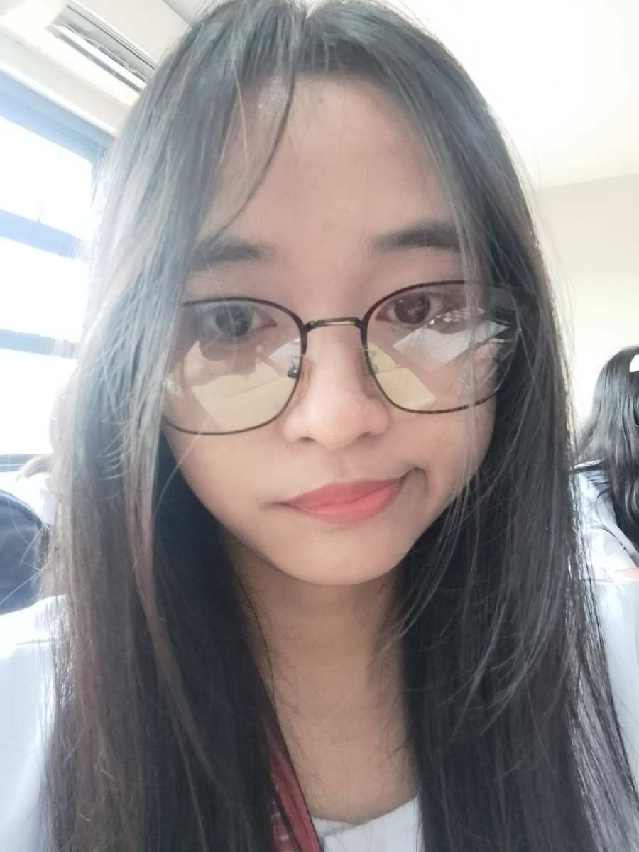 prodbytaesan's tweet photo. (i forgot to introduce myself idk am I late for this? 🥲) hello, i'm Yanna, 24, and i'm from the Philippines 🇵🇭 i'm an ot5 stan and my biases are Alejandro and Kenneth, i started getting to know and stanning them since April, nice to meet y'all, let's be mutuals 🥰 #dualtwt https://t.co/XfCjm54QU9