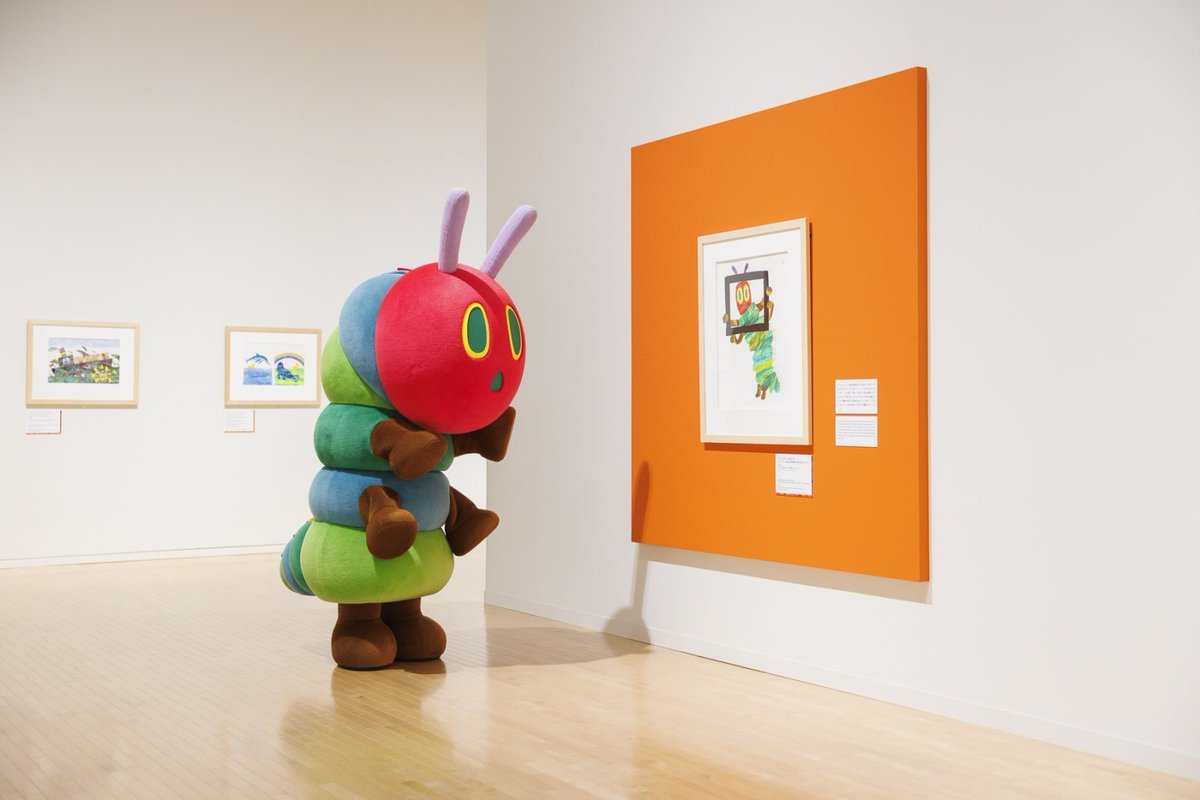Pen_magazine's tweet photo. 絵本”はらぺこあおむし”の生みの親🐛エリック・カールの展示が東京都現代美術館にて、7月26日（日）まで開催中🎨

『はらぺこあおむし』誕生の裏側はこちら↓
https://t.co/axQaBzL2l8 https://t.co/tD1ryF8tHU