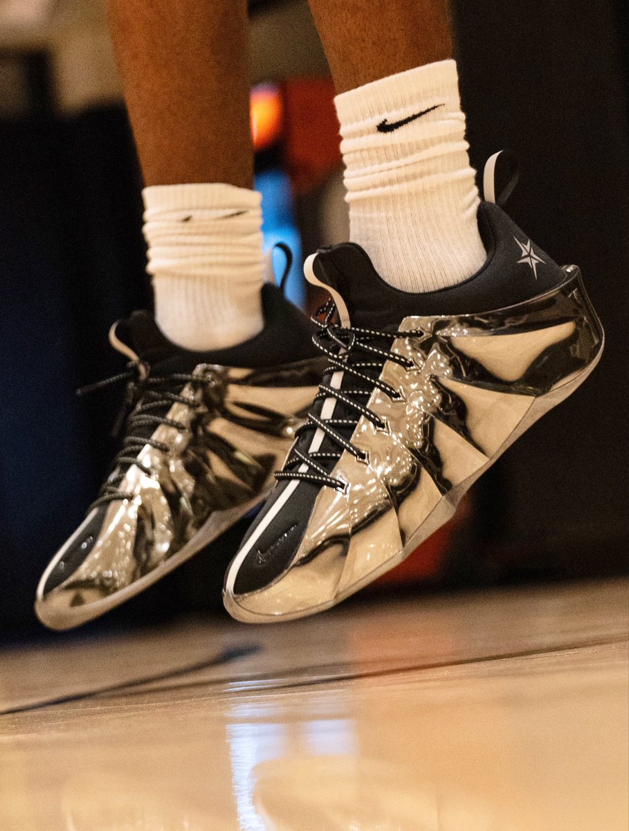 NickDePaula's tweet photo. AJ is debuting the next silhouette of the Nike GT series. These are major. 

📷: @bellikemike https://t.co/vsd0Y6n6lc