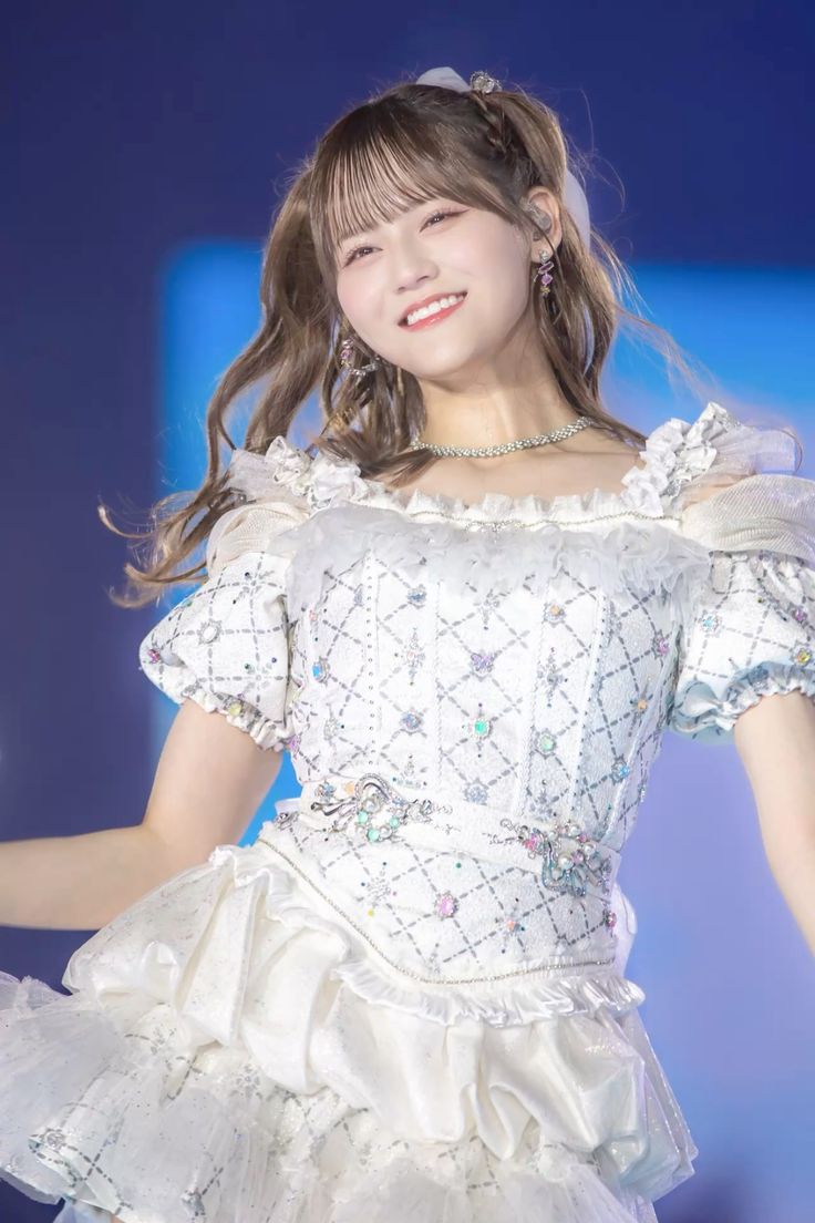 papiyonkun2's tweet photo. 髙松瞳さん、現実世界のプリキュアだ...と話題にwww

顔が衣装に負けてないんよwwww https://t.co/2uw0cWBtPd