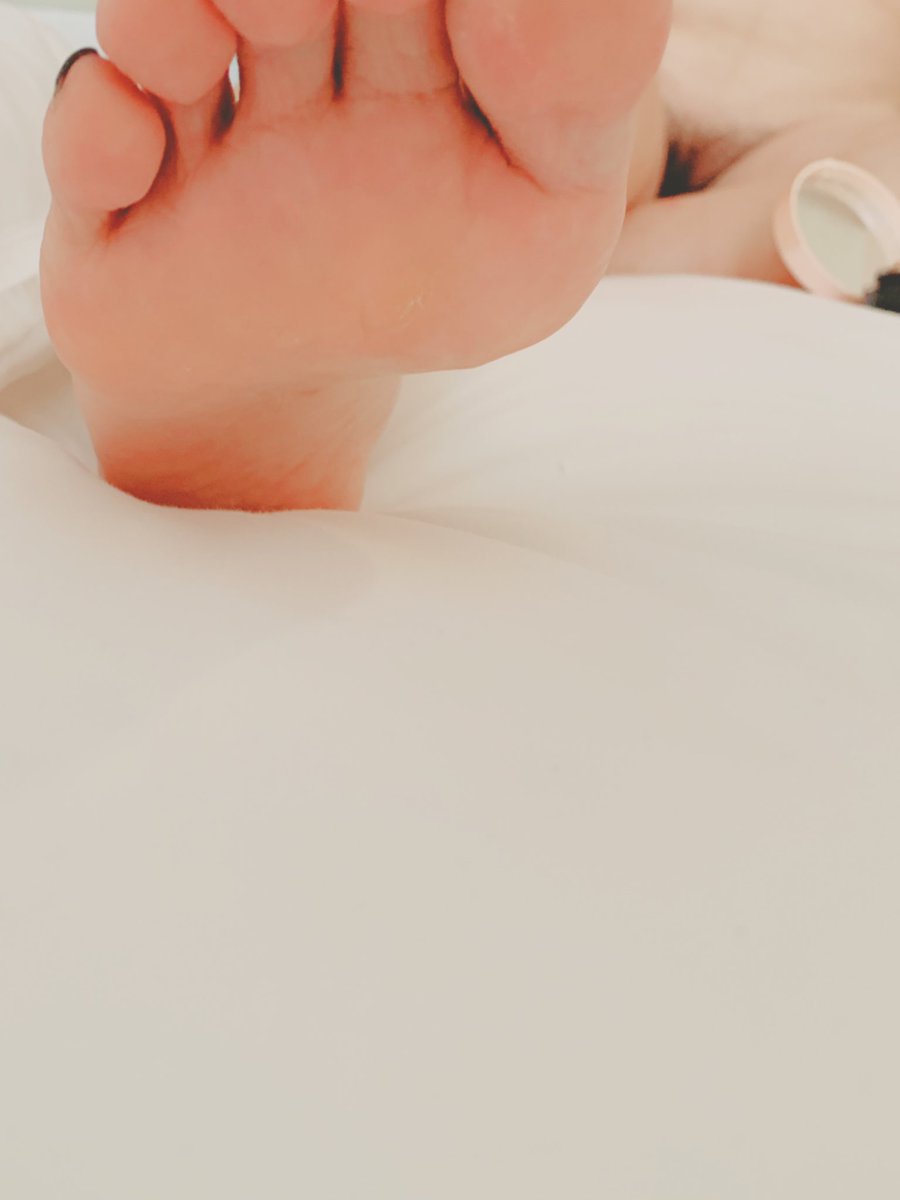 lnln786262's tweet photo. 找亮点，只能这样了 https://t.co/W8Dkcrca6v