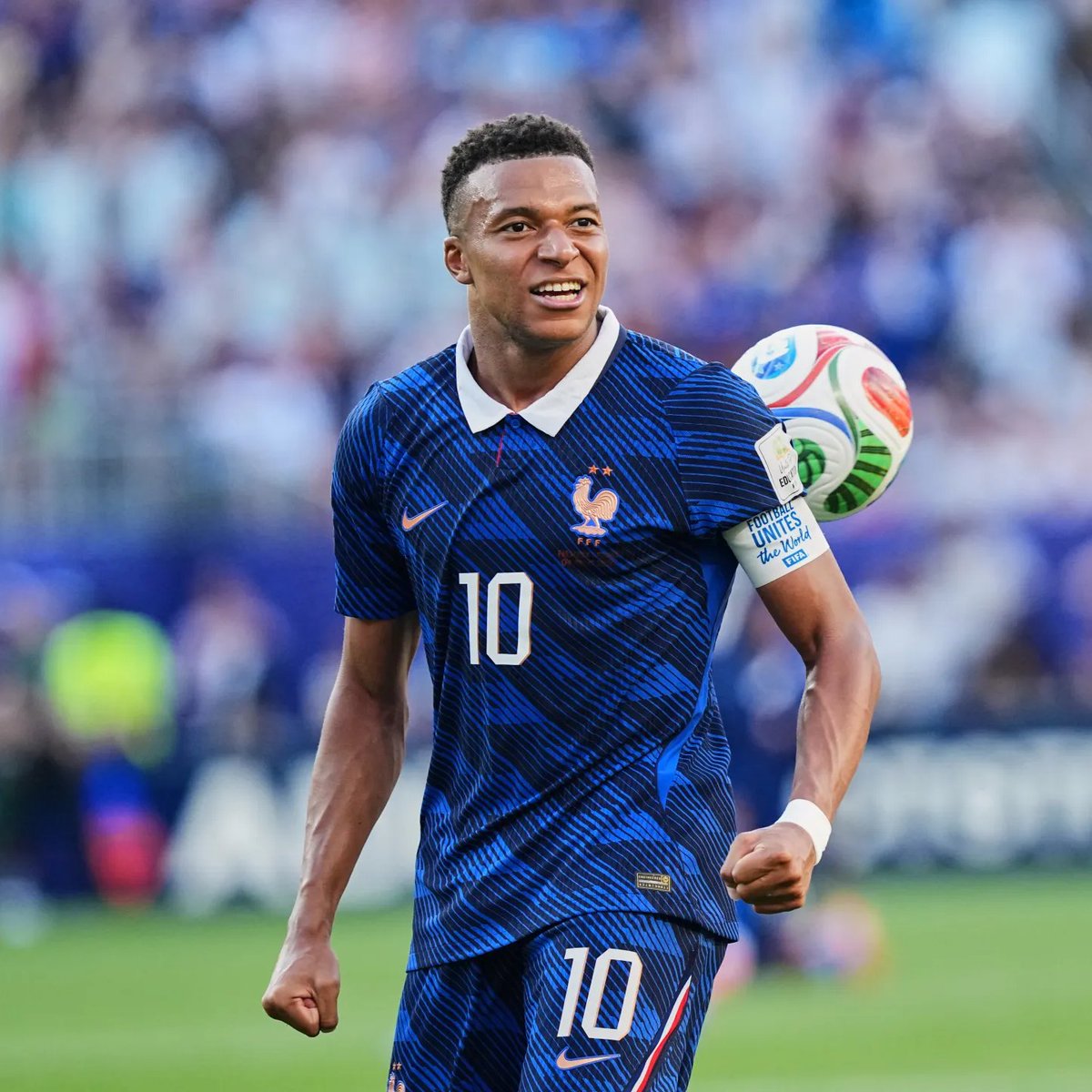 The Touchline | 𝐓 tweet media
