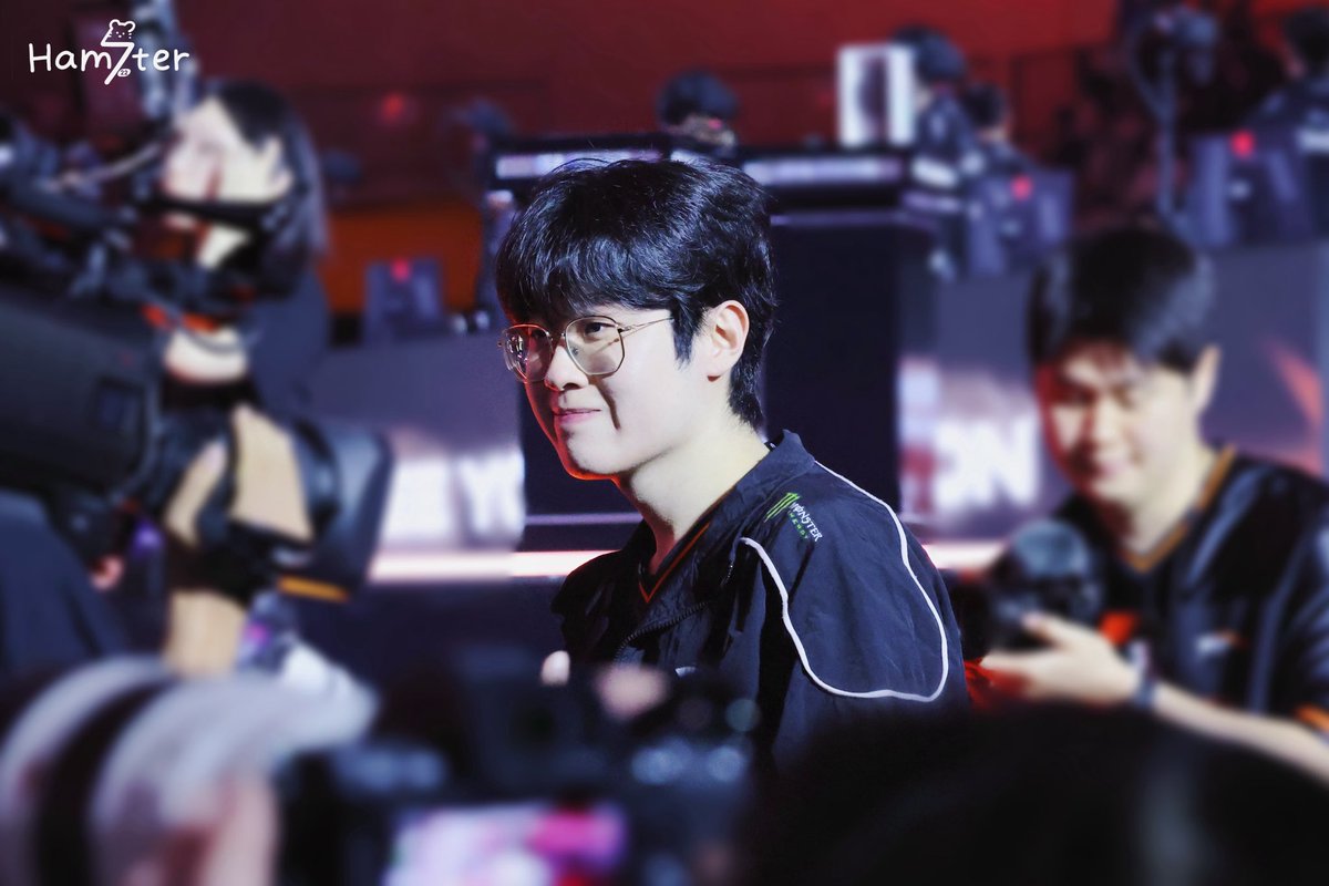 hamster_22_'s tweet photo. 260612 Road to MSI

오늘도 이기자!!
한화생명 파이팅!!

#ZEUS #제우스 #최우제 #HLEWIN https://t.co/BkO8tPEk2J