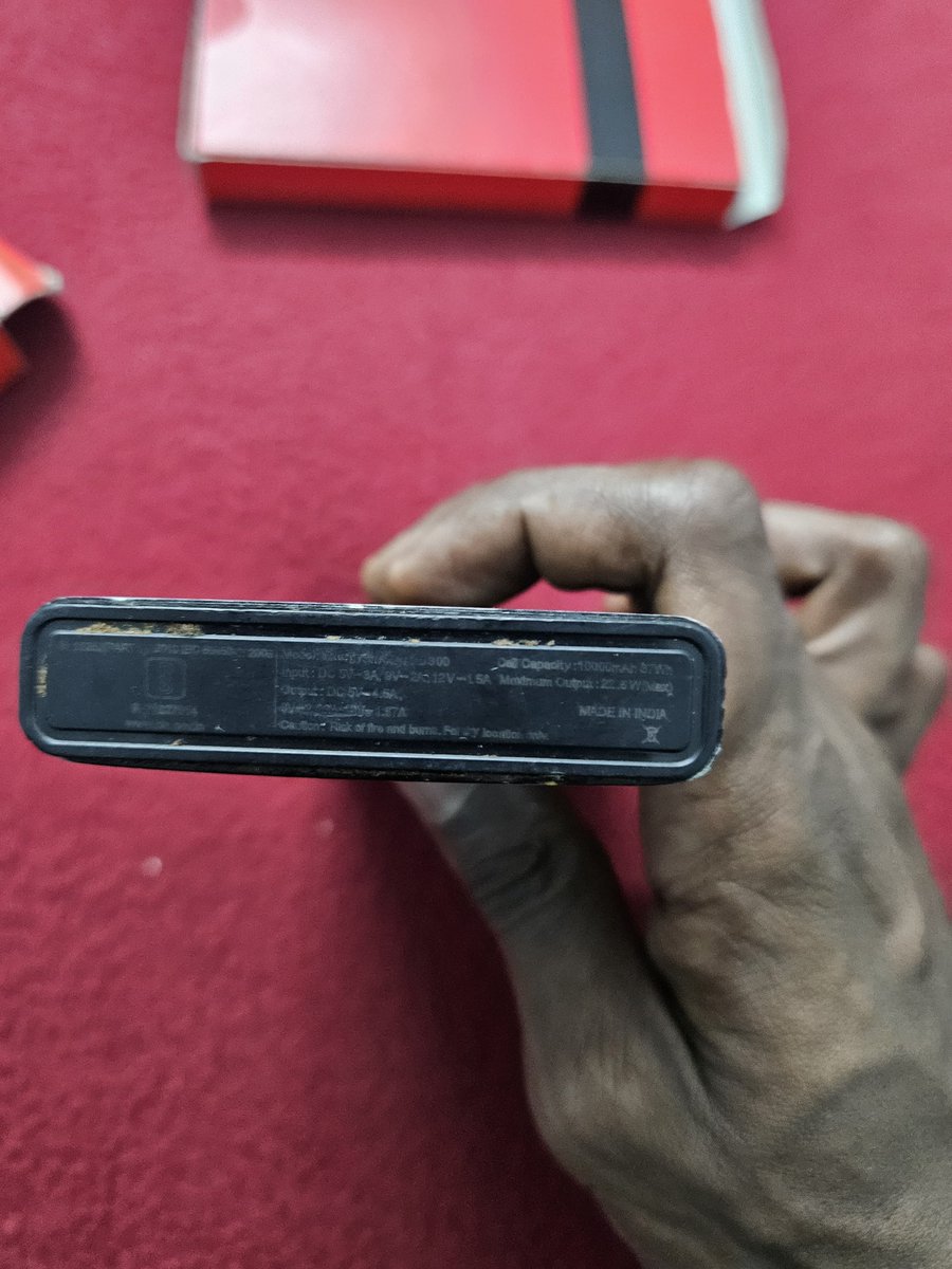 appuchin's tweet photo. Those of you ordering stuff from @Swiggy Instamart beware. We ordered power banks to give as prizes for a competition trusting their reputation. They sent a used and dirty power bank inside a new cover. We raised a complaint but @Swiggy says we are lying. UNINSTALL SWIGGY NOW!! https://t.co/Vzj5AIrUHv