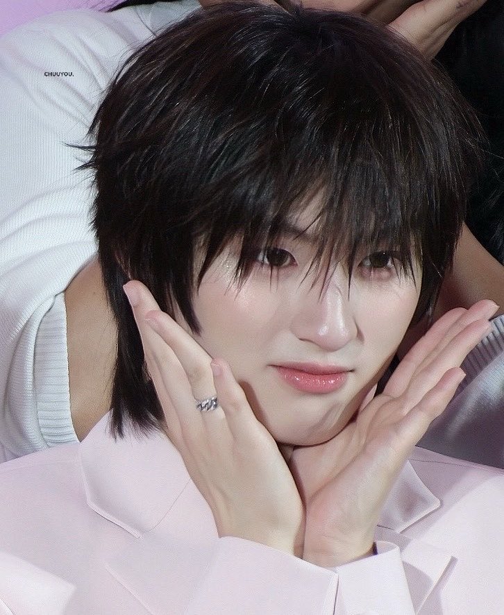 littleb3rries_'s tweet photo. หน้าตาแบบนี้ ยกทั้งสวนสัตว์มาพูดใส่หน้าก็ไม่โกรธ https://t.co/SG73cHwr4D