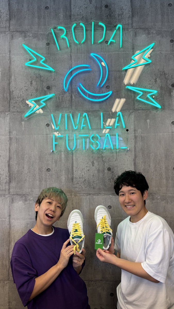 rodafutsal's tweet photo. 関東リーグ
@tapazida2012 
岩渕選手

女子Fリーグ
@fugaladies 
阿部選手

ご来店ありがとうございました！ https://t.co/IDRQ84ZOQ1
