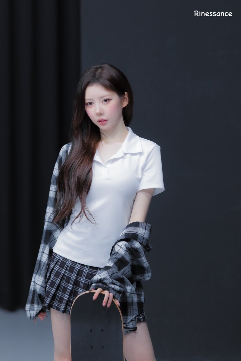 Rinessance_S2's tweet photo. 260628 후즈팬스토어 대면

#tripleS #트리플에스 
#HyeRin #정혜린 https://t.co/9gN5Gjp591