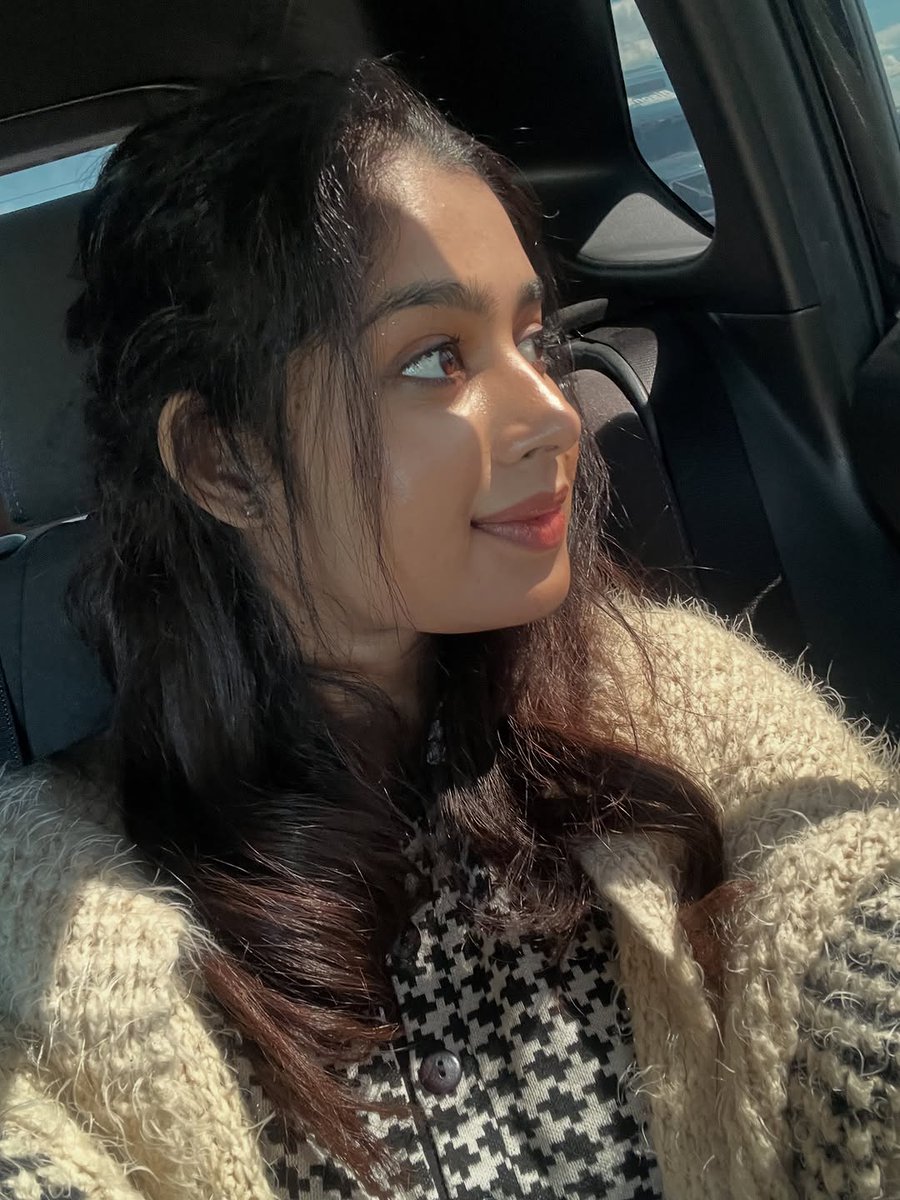 Janany_kj's tweet photo. #Repost @janany_kj 
Sunshine 🌞 https://t.co/sKKDlYnNDw