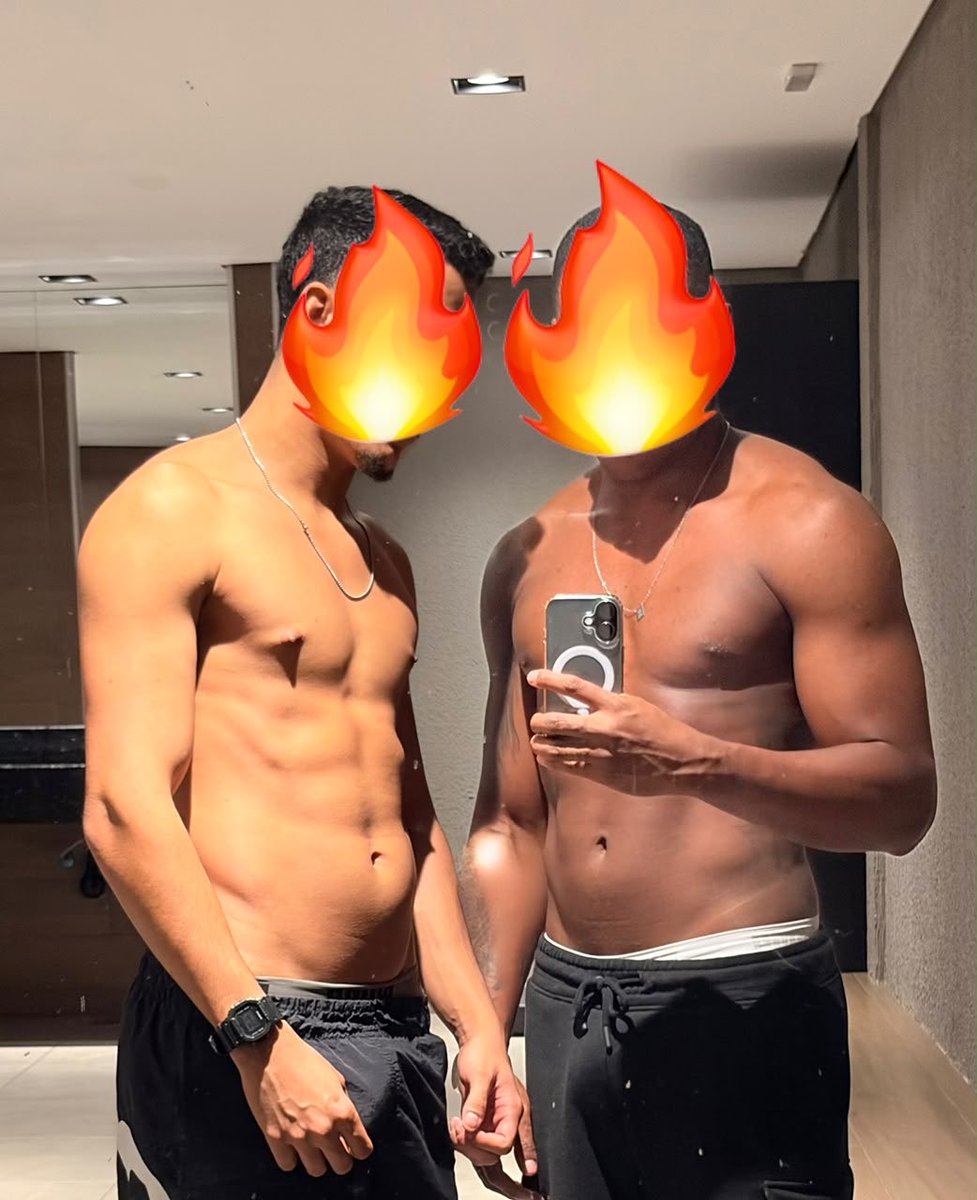 mlksgdot's tweet photo. Treino hj rendeu, teve até brotheragem no banheiro da smart 🔥🔞 https://t.co/2BDydL3Jpn