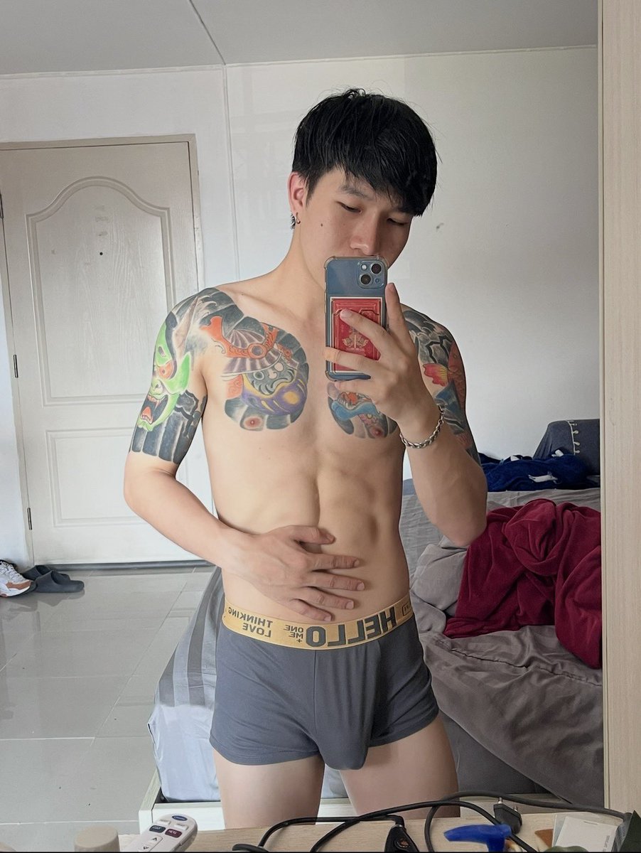 ra_peephat3j's tweet photo. ถึงตัวจะเล็กแต่ควยไม่เล็กนะคับ😎 https://t.co/JBfXM8xfz2