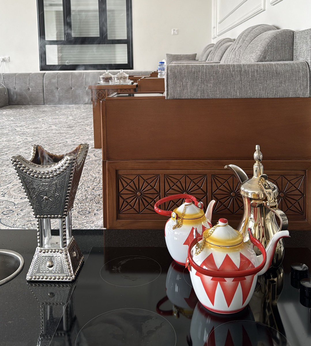 _3jim's tweet photo. صباح الخير للجميع  ، أما بعد يقول ثامر مدعث :

أمنعونا من قهاوي حديثين الزمان
و قربوا شقرا نكيّف على فنجالها :) https://t.co/SG8658qYJB