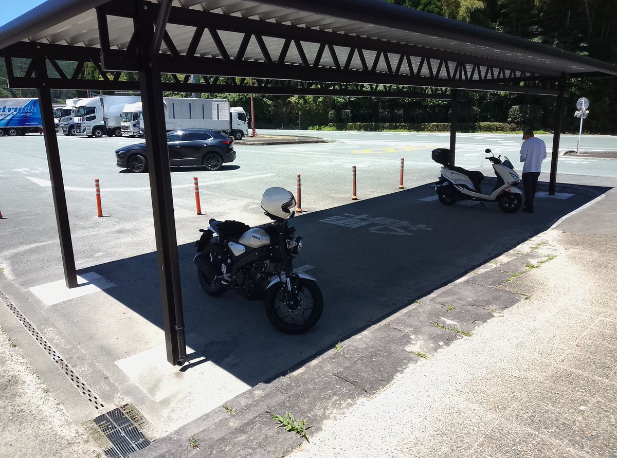 C_C_I_S's tweet photo. レンタルバイクでツーリング中。 https://t.co/HuR50YBsk6
