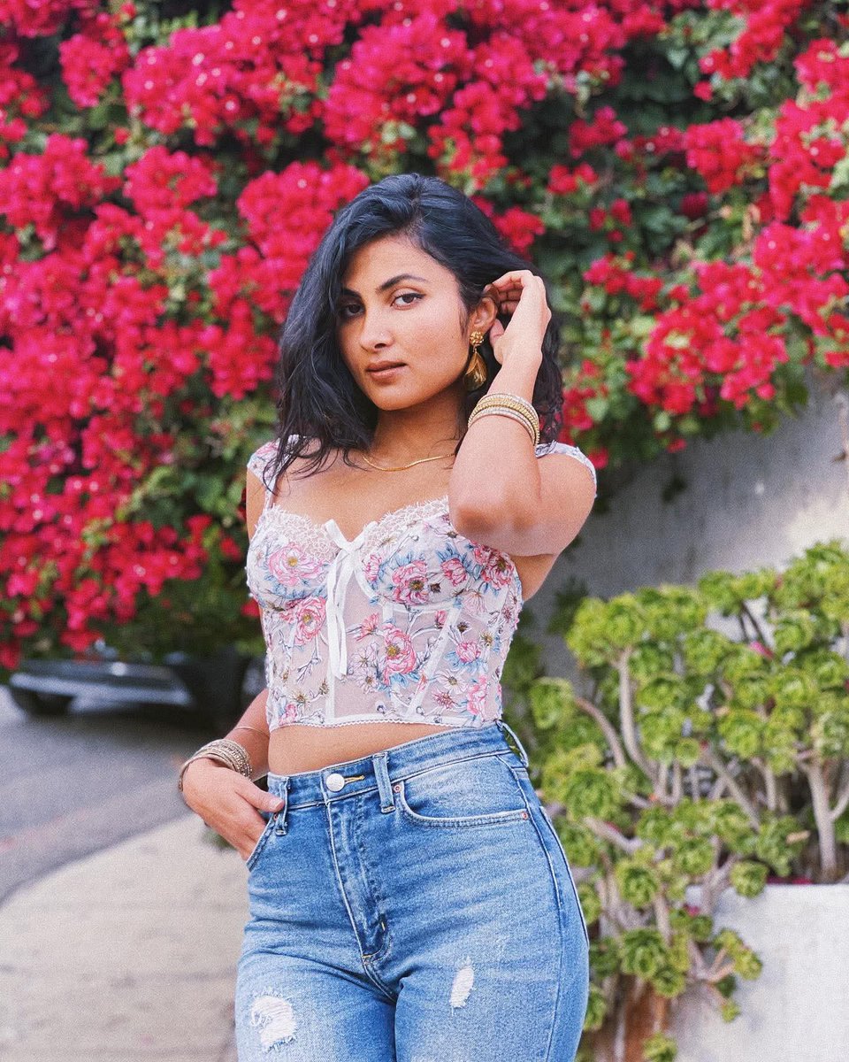 ThisaraNeo's tweet photo. #VidyaVox https://t.co/WAqmPmF5S4
