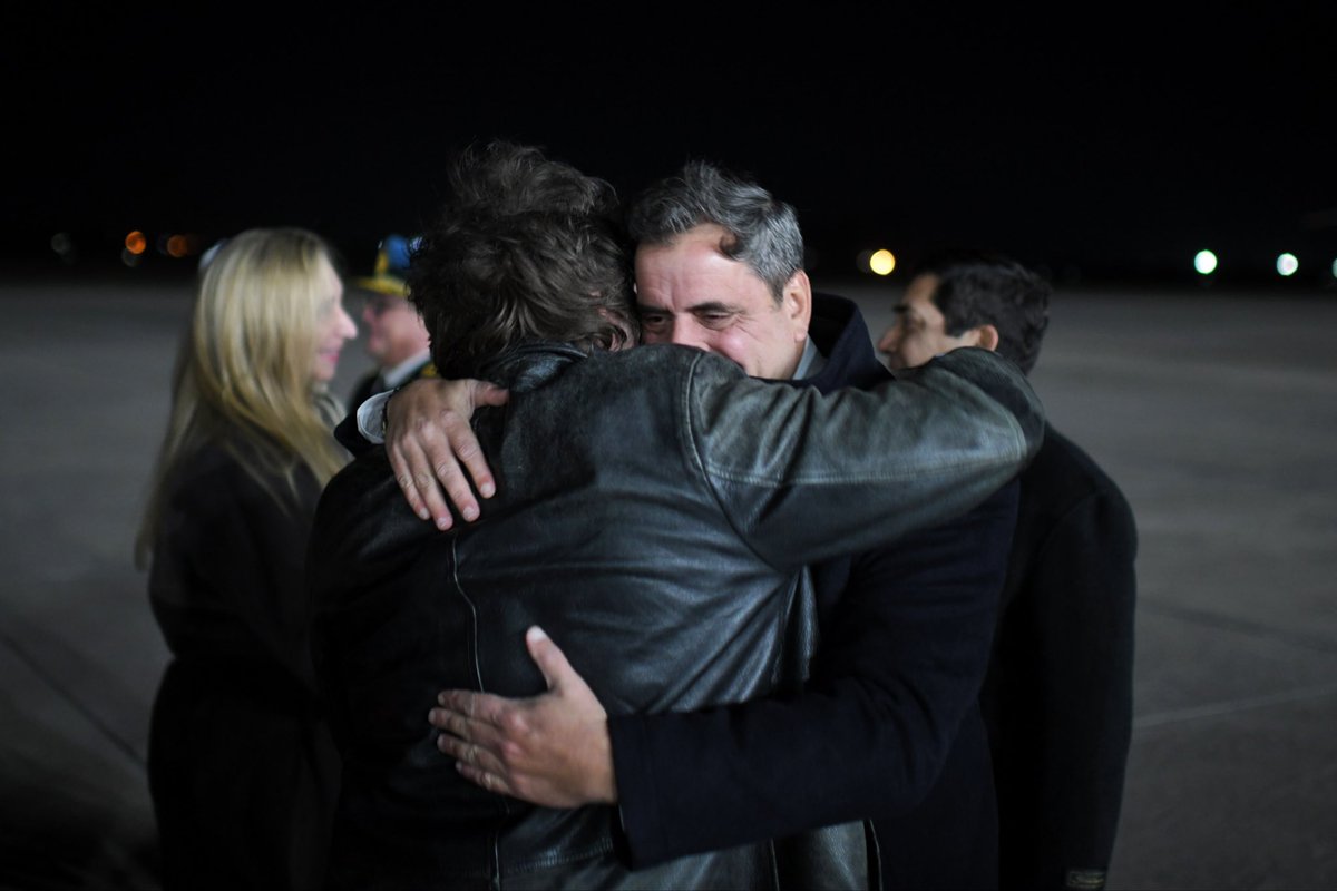 catalanlisandro's tweet photo. Bienvenido señor Presidente @JMilei a la cuna de la independencia! 🇦🇷 https://t.co/4DzWNWh7Uc